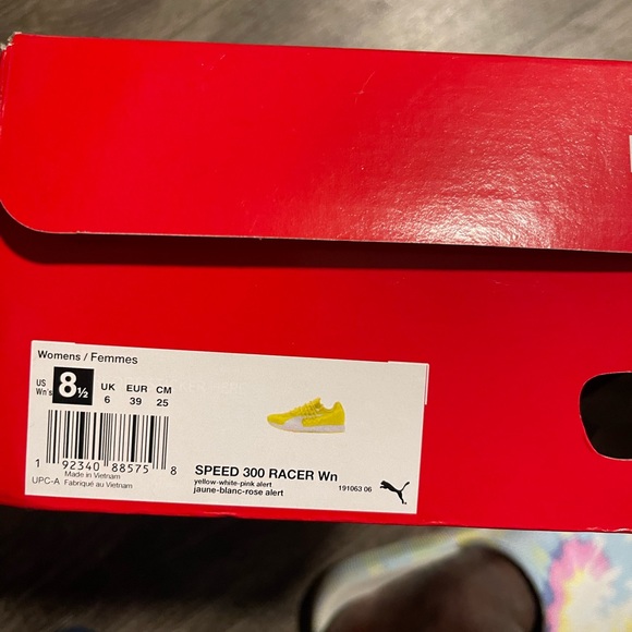 Like New Puma Speed 300 racer Neon yellow .. pink and white 8.5 in woman’s - Picture 9 of 11